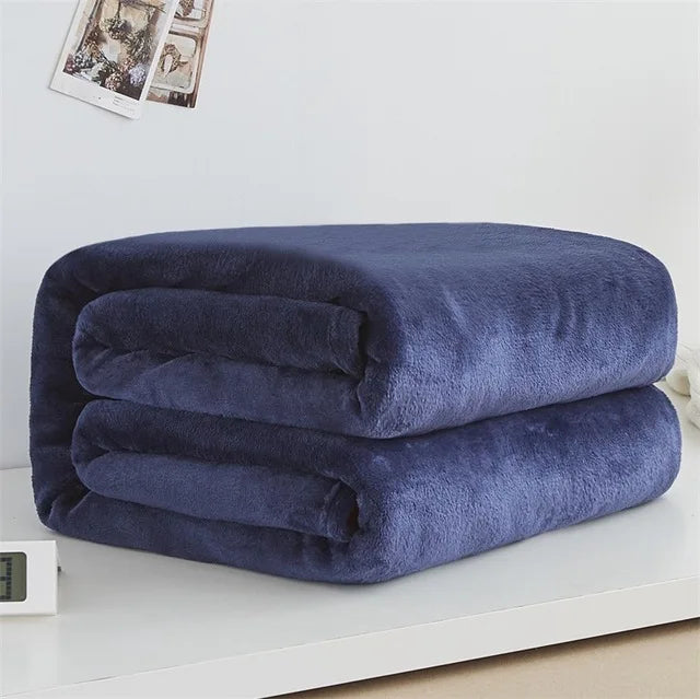 Cozy Fleece Blanket (Blue/Black)