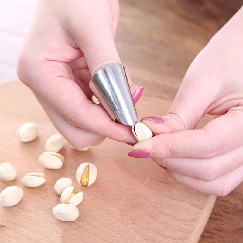 1PCS Stainless Steel Finger Protector Fruit Beans Garlic Peeler Vegetable Nuts Peeling Finger Guard Kitchen Cutting Tools